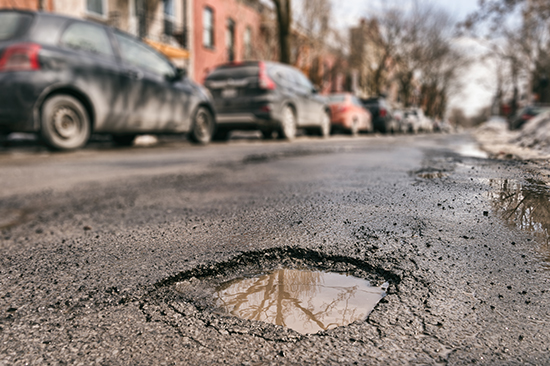 HOW POTHOLES CAN DAMAGE YOUR VEHICLE